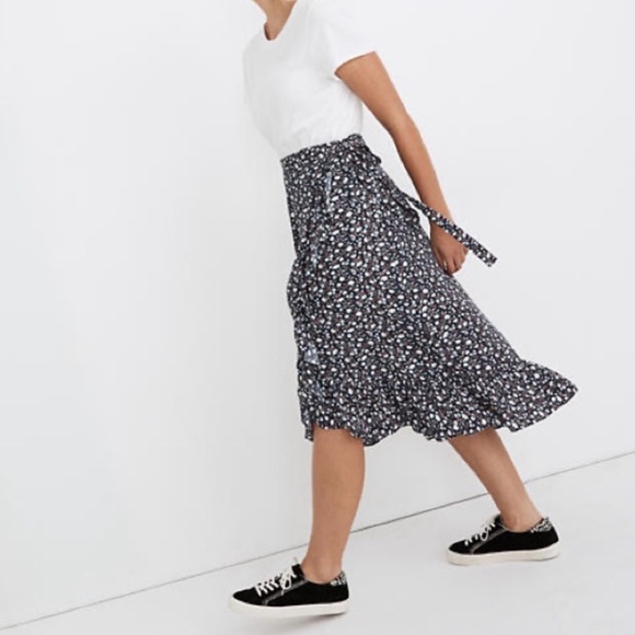 Madewell Dresses & Skirts - Madewell Ruffle Wrap skirt in harvest vine